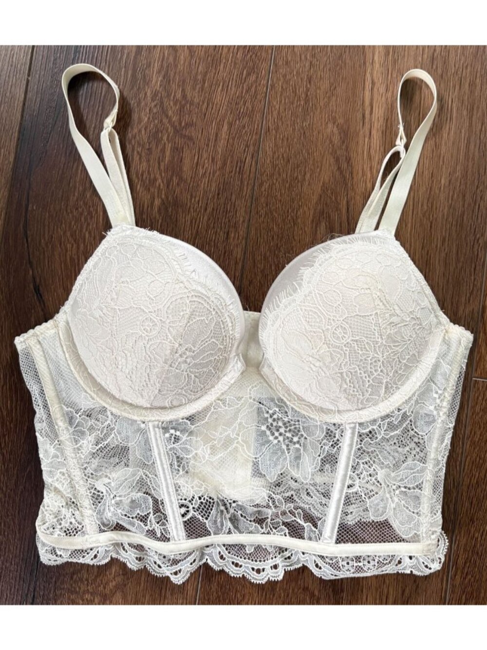 Victoria Secret Bombshell Corset Bra XS White Lace Push-Up Sexy Festival Bride